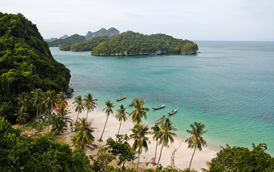 Idyllic Beaches at Angthong National Marine Park