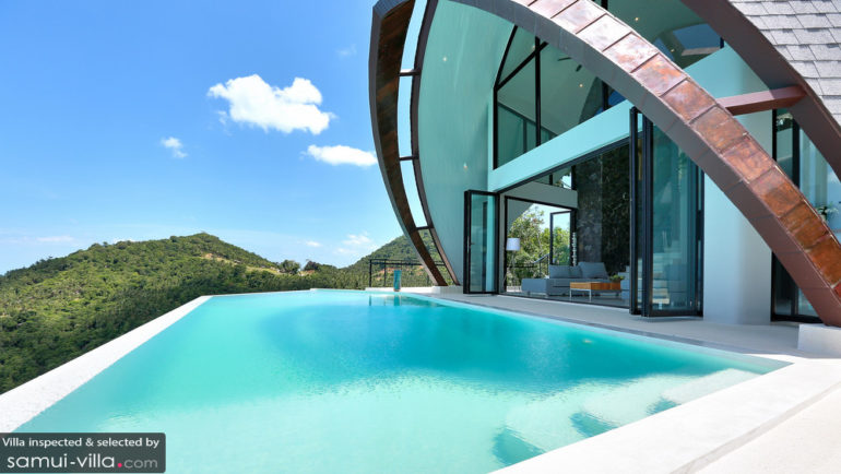 villa Moonshadow infinity pool
