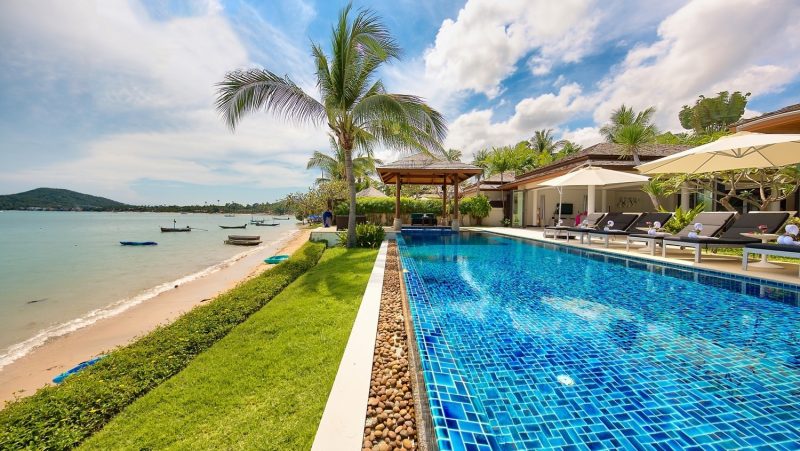 oceanfront villa in bophut with infinity-edge swimming pool, perfect for family holiday